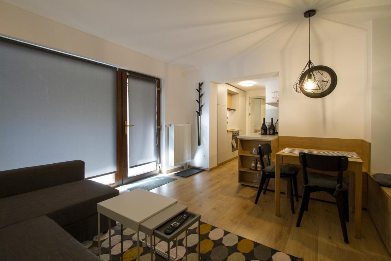 Hat Old Town Designer Apartments Braşov Extérieur photo